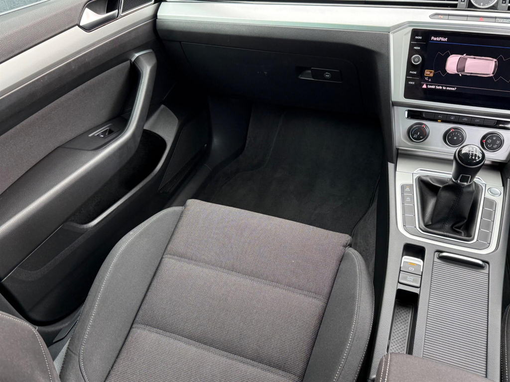 Volkswagen Passat Gte Advance Dsg Blue #27