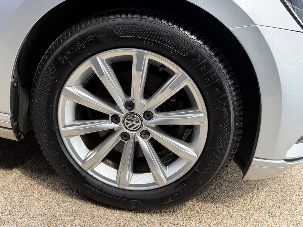 Volkswagen Passat Gte Advance Dsg Blue #16