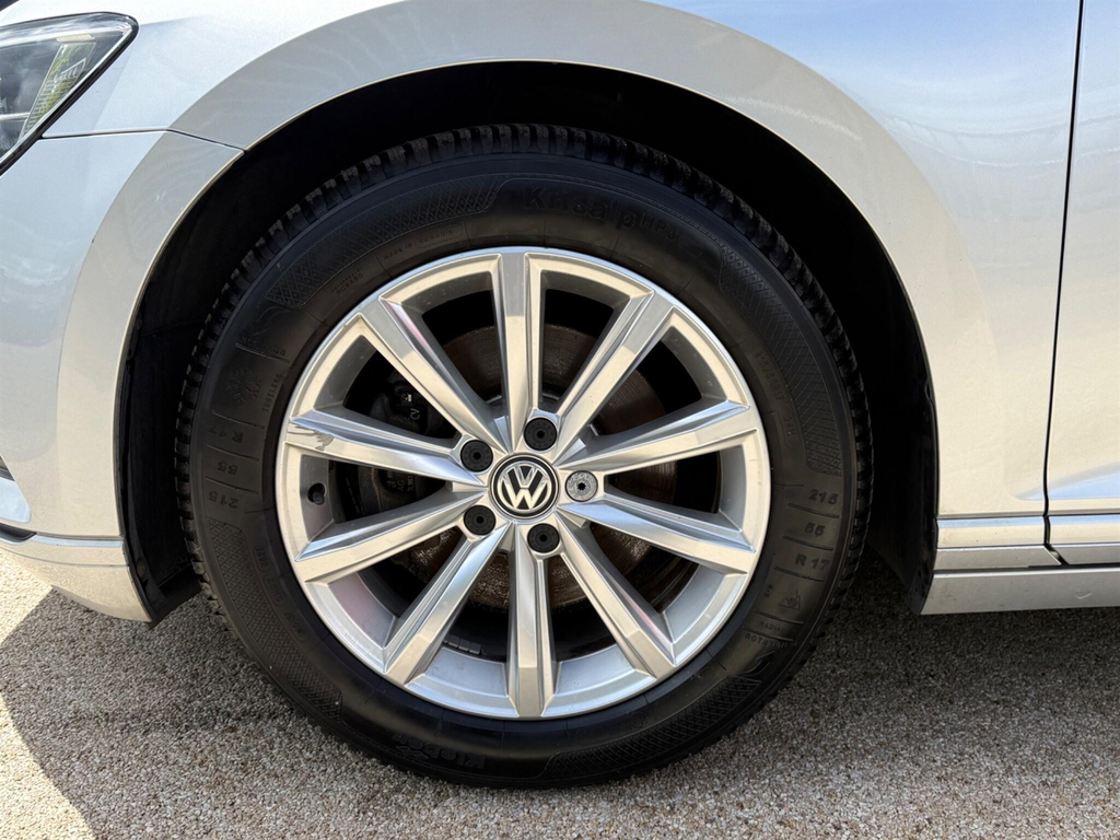 Volkswagen Passat Gte Advance Dsg Blue #15