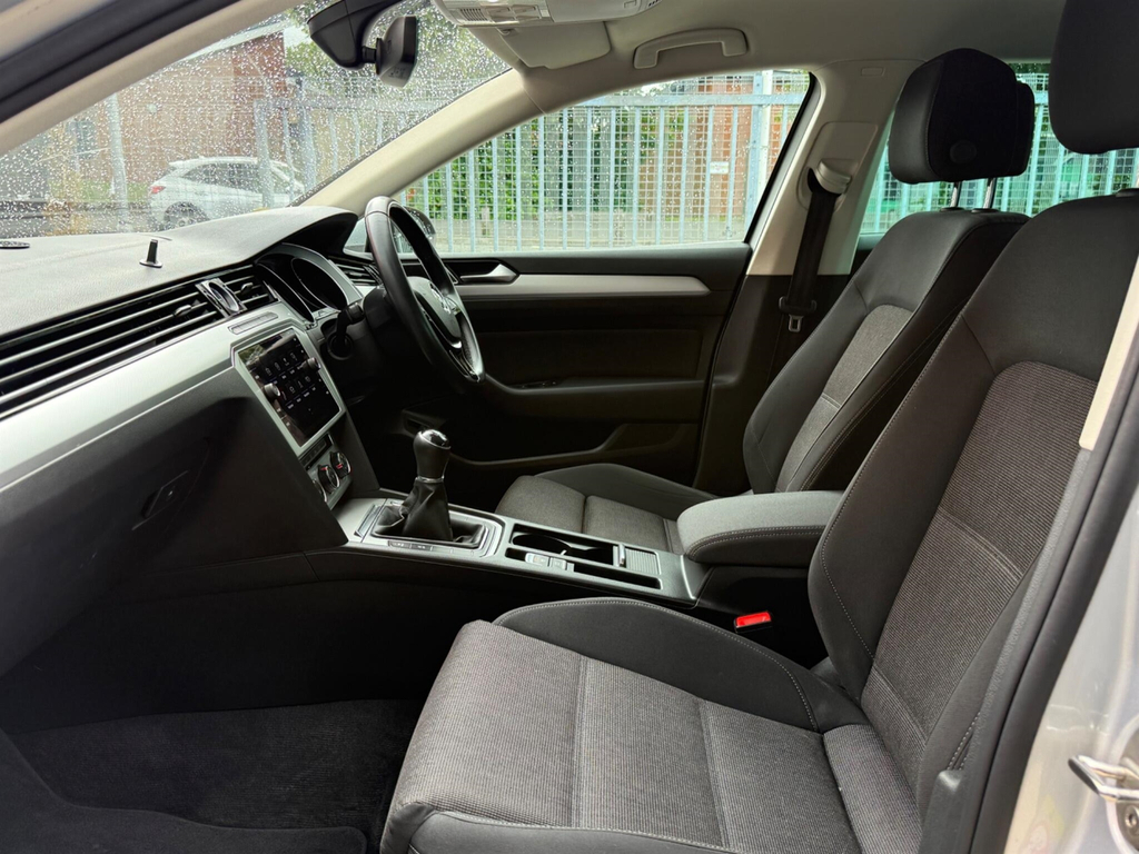 Volkswagen Passat Gte Advance Dsg Blue #46