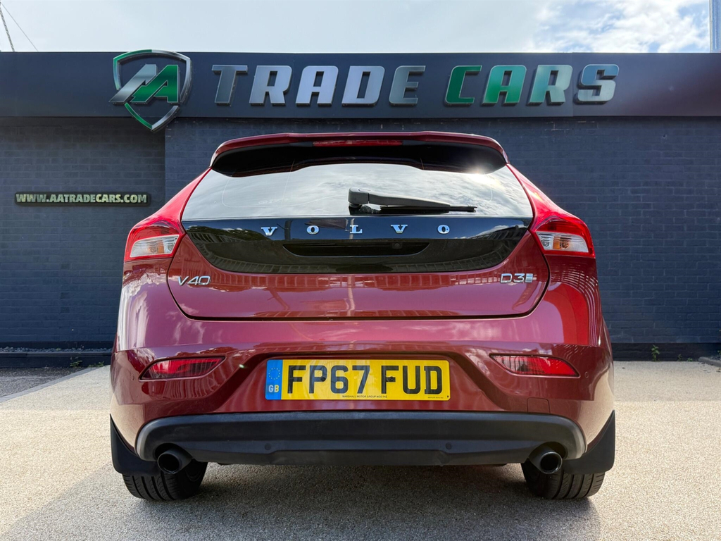 Volvo V40 Hatchback Red #6