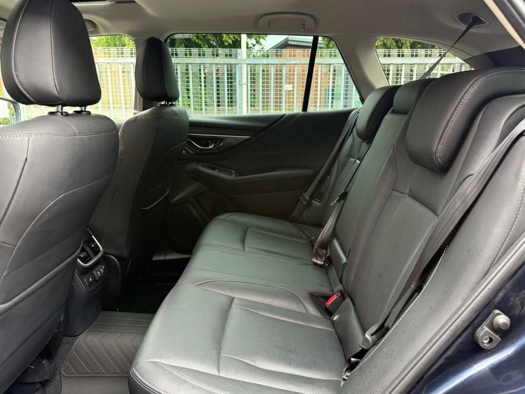 Subaru Outback Estate Black #22