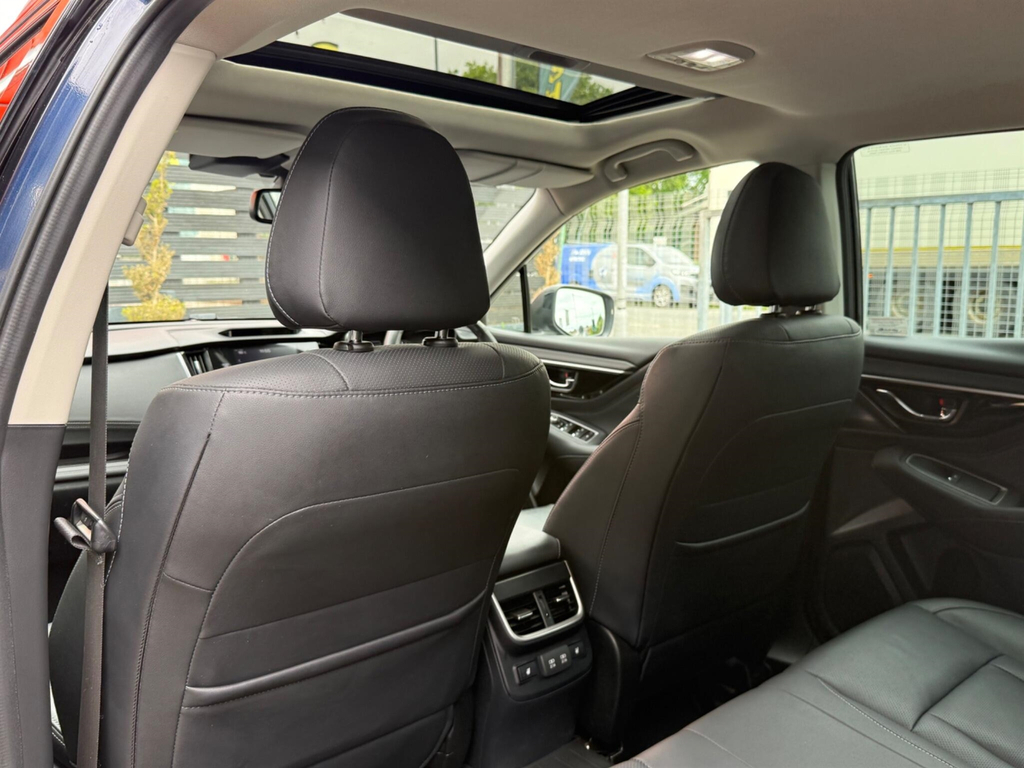 Subaru Outback Estate Black #25