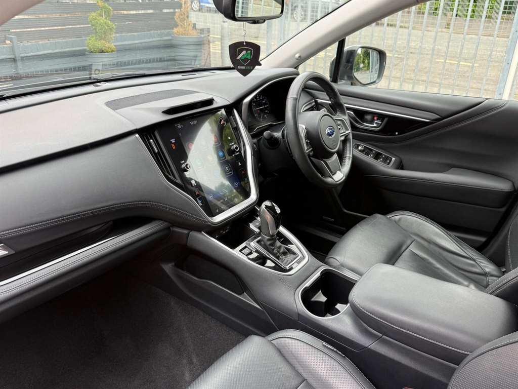Subaru Outback Estate Black #58