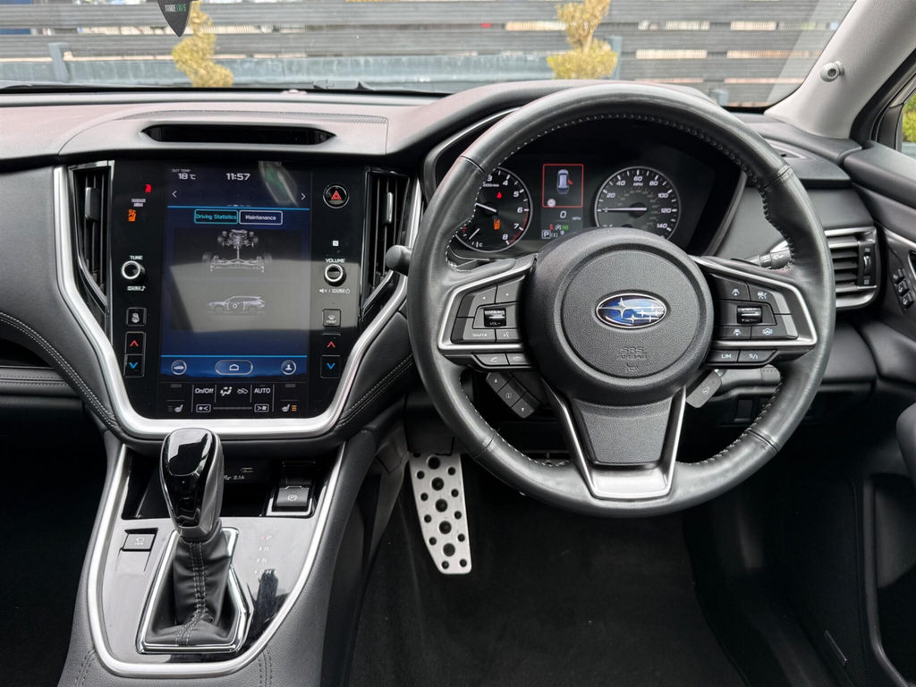 Subaru Outback Estate Black #35