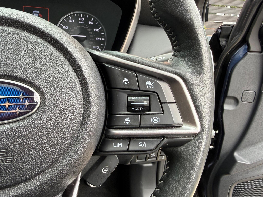 Subaru Outback Estate Black #41