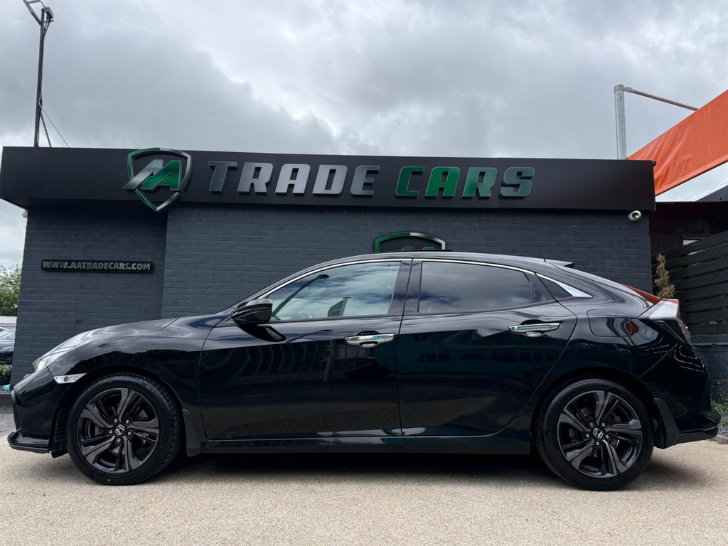 Honda Civic Hatchback Black #4