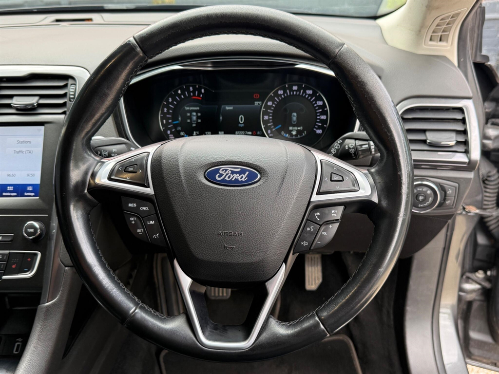 Ford Mondeo 2.0 Hybrid Titanium Edition Blue #34