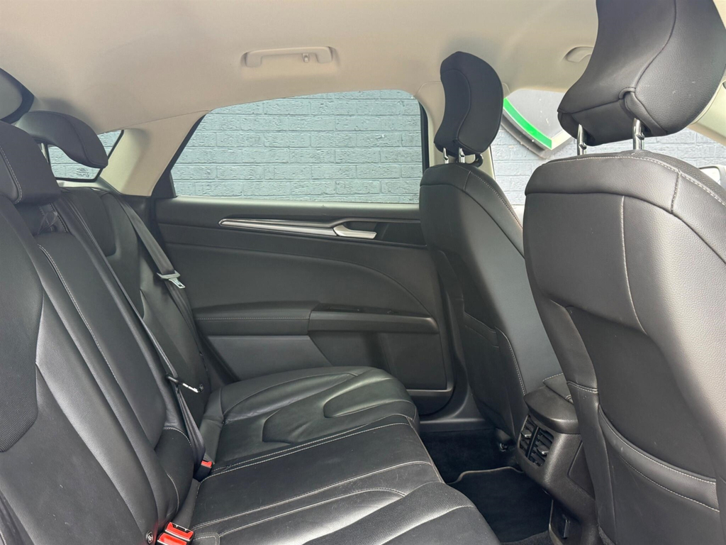 Ford Mondeo 2.0 Hybrid Titanium Edition Blue #22
