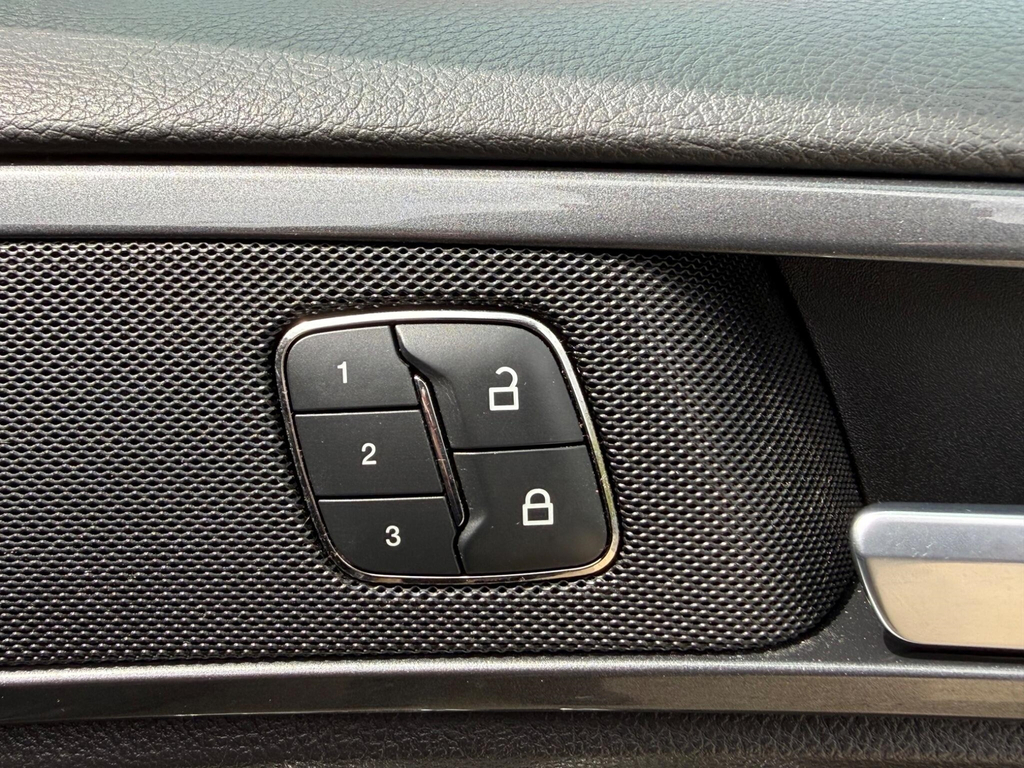 Ford Mondeo 2.0 Hybrid Titanium Edition Blue #48