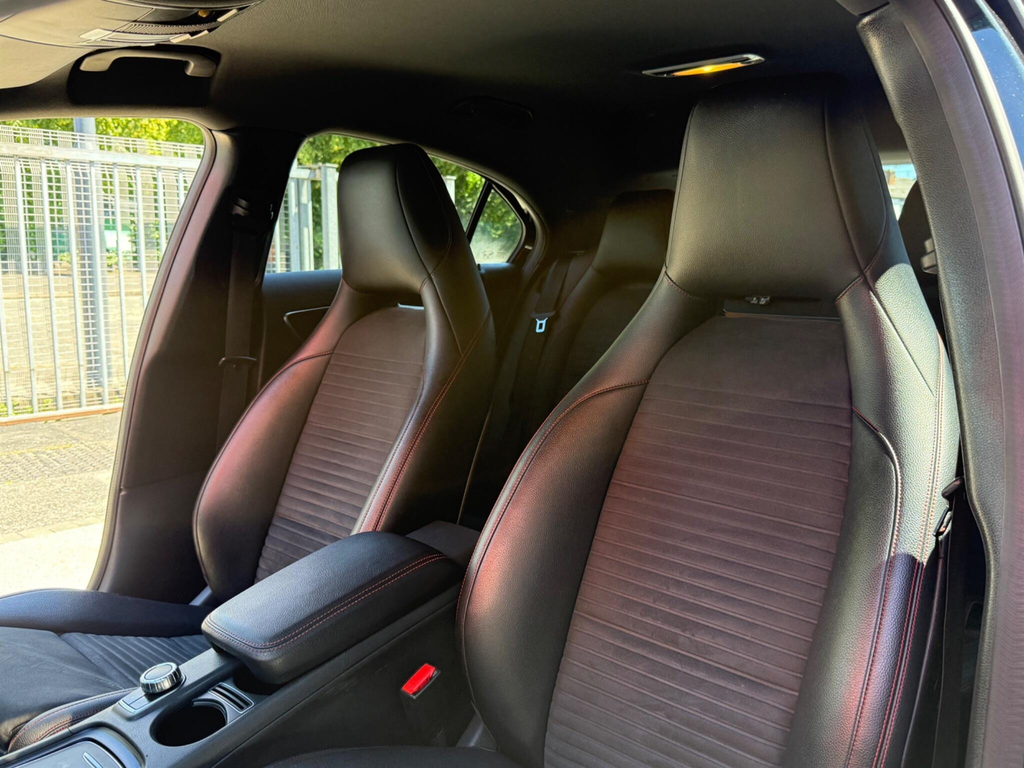 Mercedes-Benz A Class 2.1L A 200 D Amg Line 134 Bhp Grey #38