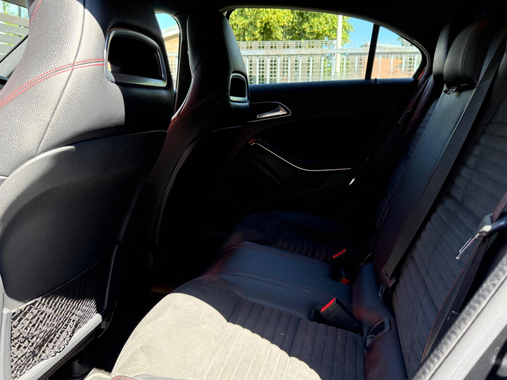 Mercedes-Benz A Class 2.1L A 200 D Amg Line 134 Bhp Grey #13