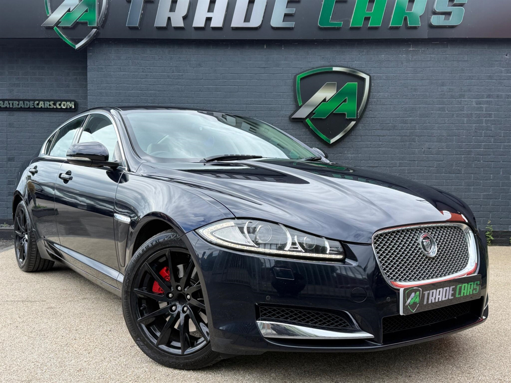 Jaguar XF Saloon Blue