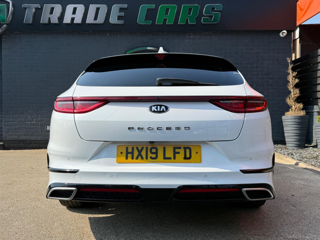 Kia Proceed Estate White #6