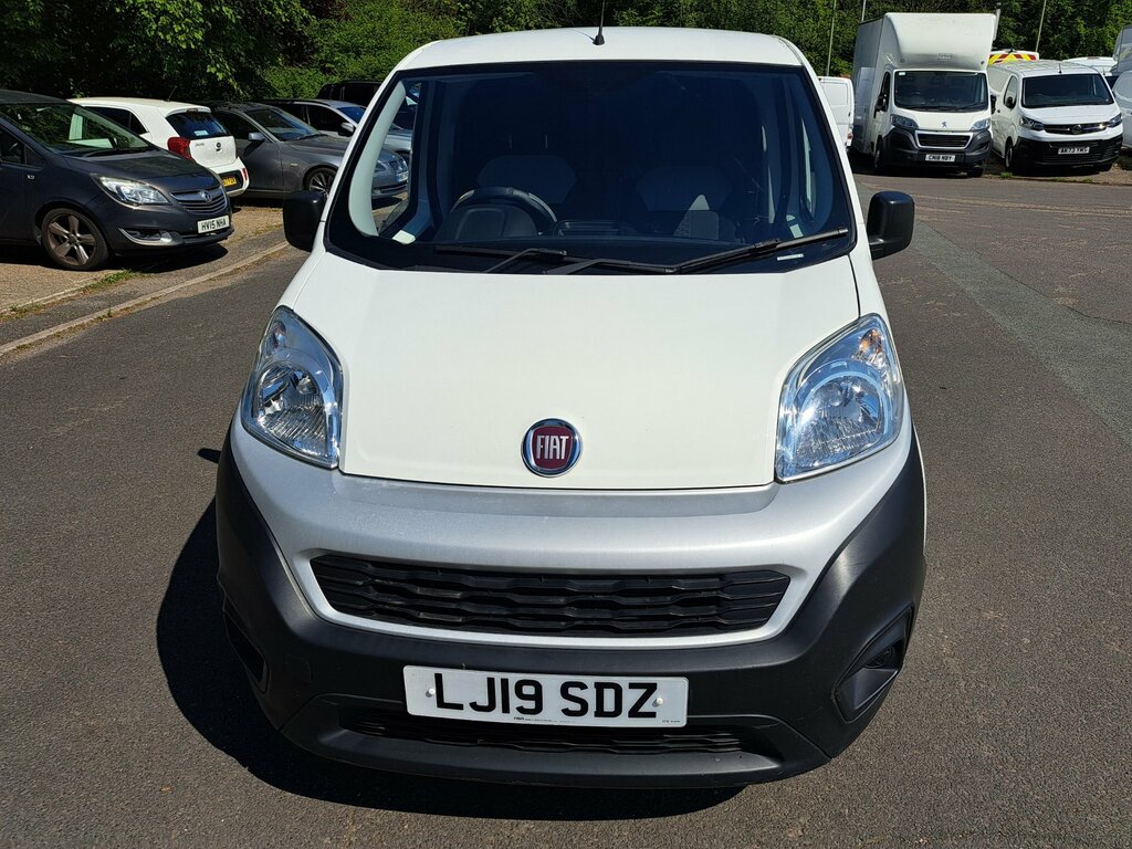 Fiat Fiorino 1.4 8V Tecnico Car Derived Van E White #2
