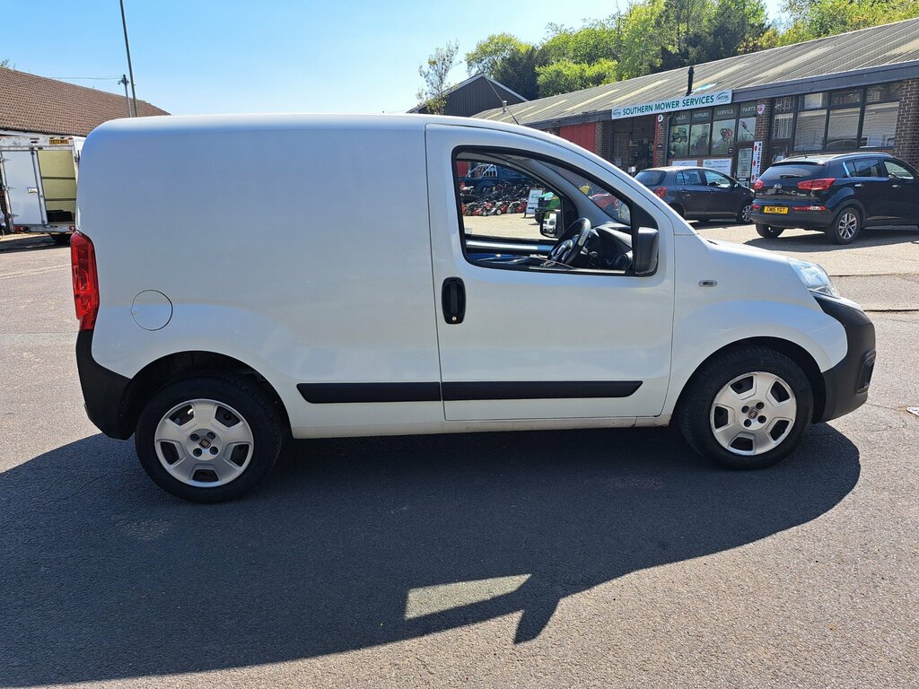 Fiat Fiorino 1.4 8V Tecnico Car Derived Van E White #5