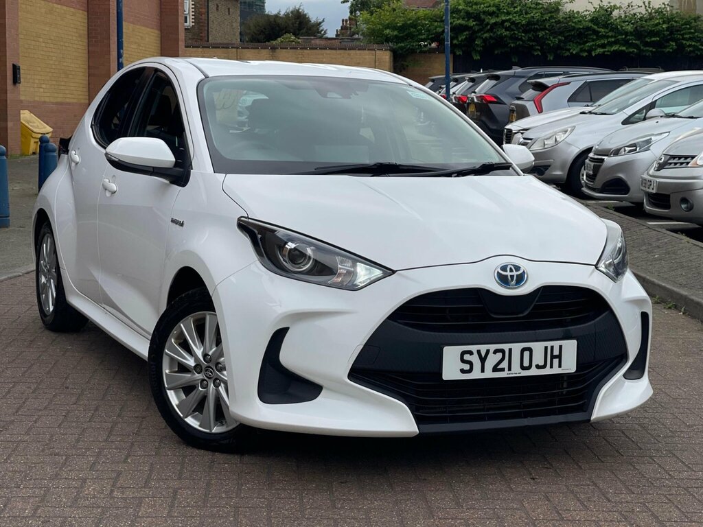 Toyota Yaris 1.5 Vvt-h Icon E-cvt Euro 6 Ss SY21OJH White #6