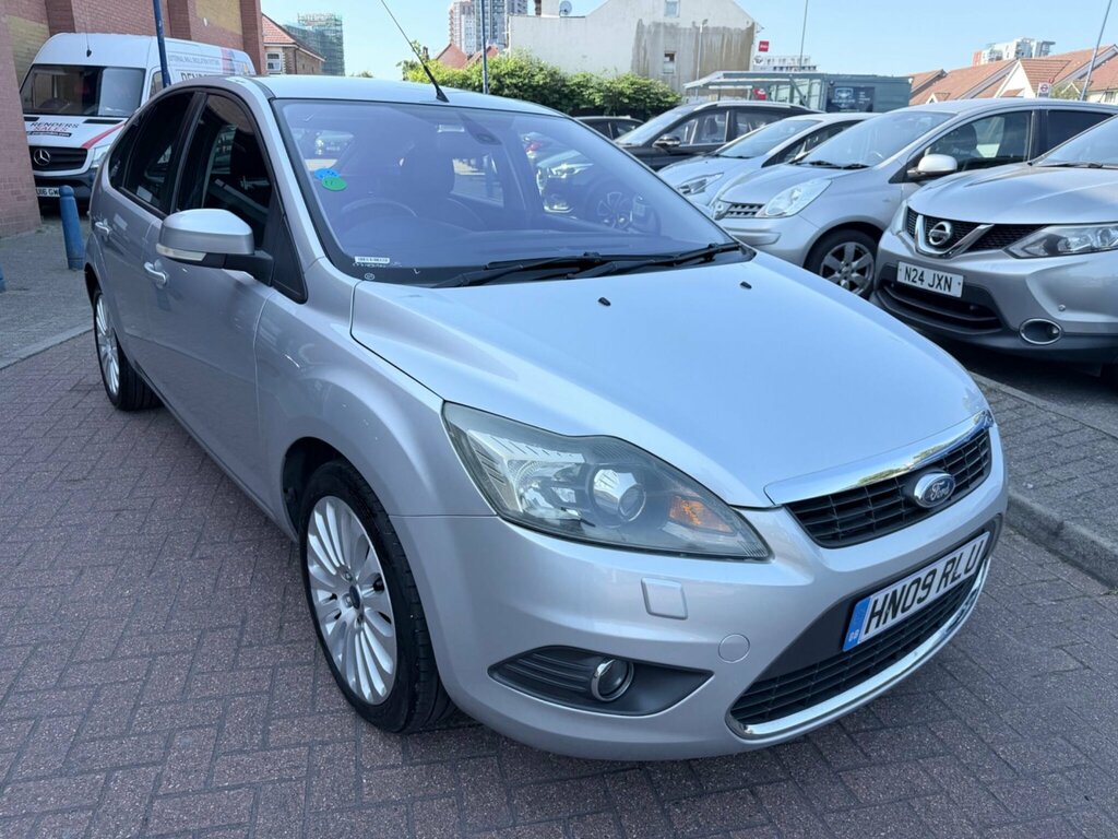 Ford Focus 2.0 Titanium Hatchback 192 G Silver #6