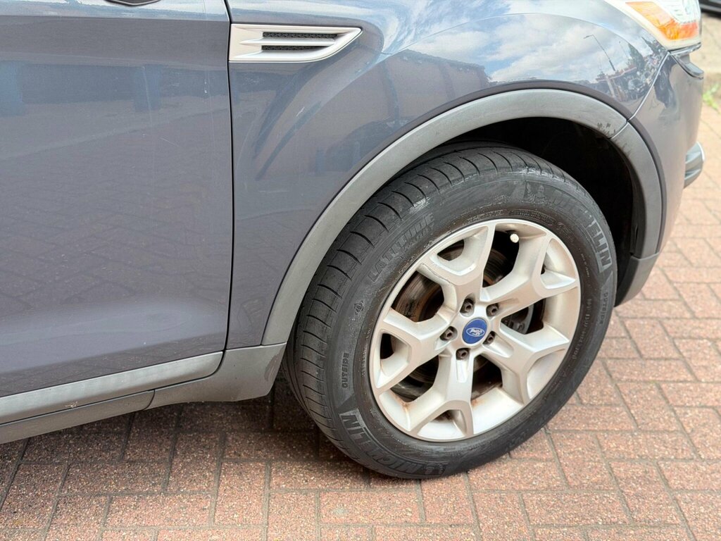 Ford Kuga 2.0 Zetec Tdci Awd 134 Bhp Black #30