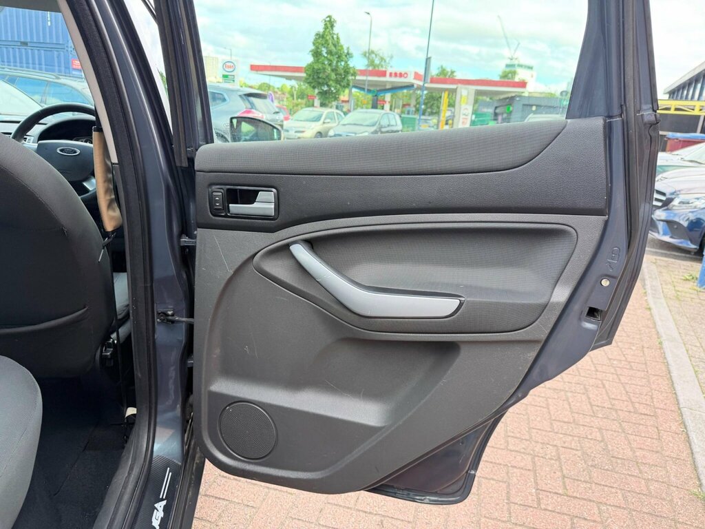 Ford Kuga 2.0 Zetec Tdci Awd 134 Bhp Black #28