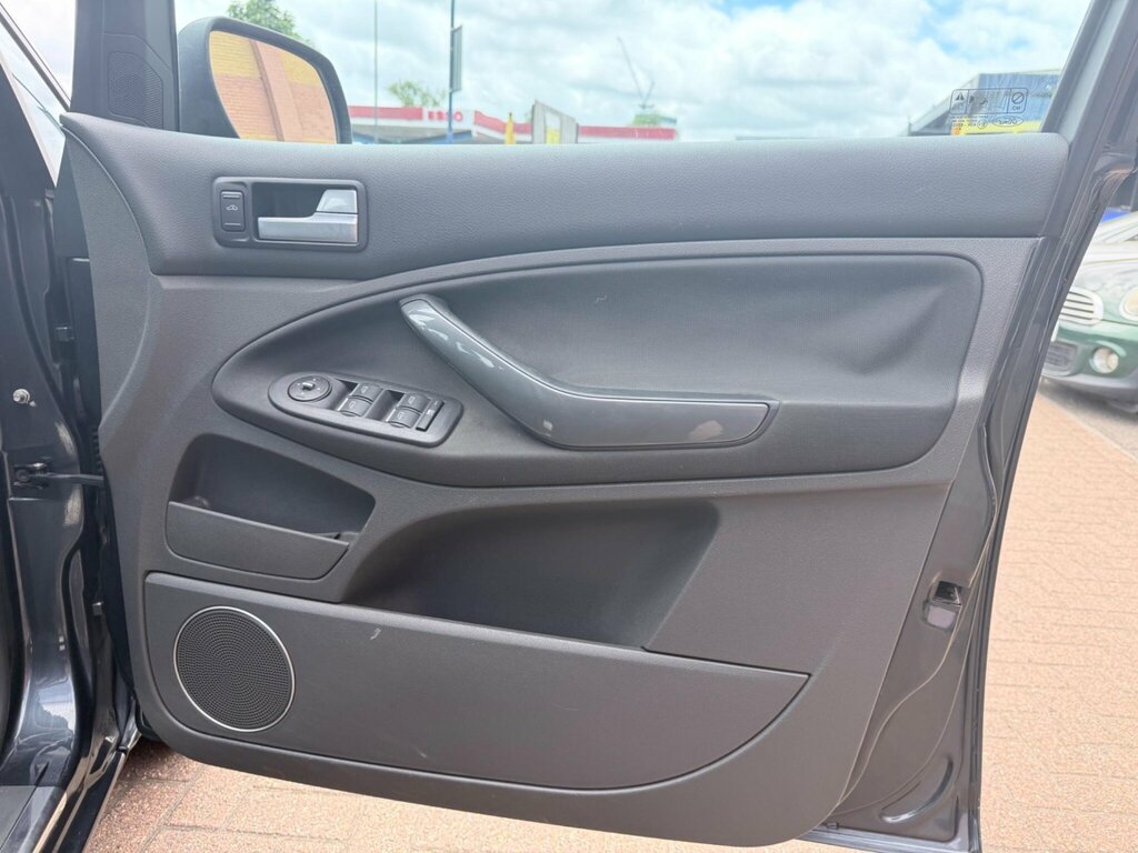 Ford C-Max 1.6 16V Style Blue #30