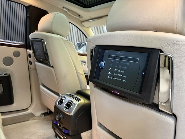 Rolls-Royce Ghost Ghost V12 White #16