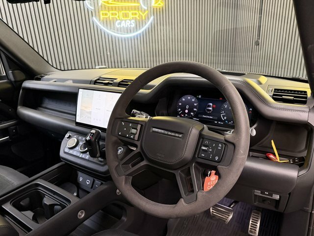 Land Rover Defender 3.0 D250 X-dynamic Se 110 Black #8