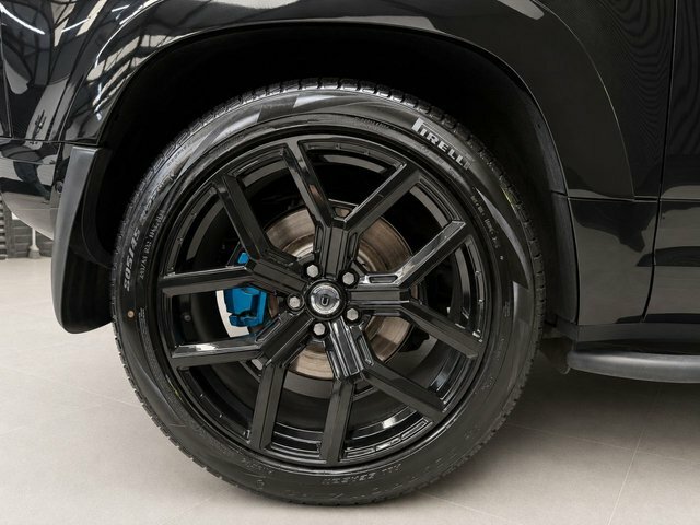 Land Rover Defender 3.0 D250 X-dynamic Se 110 Black #16