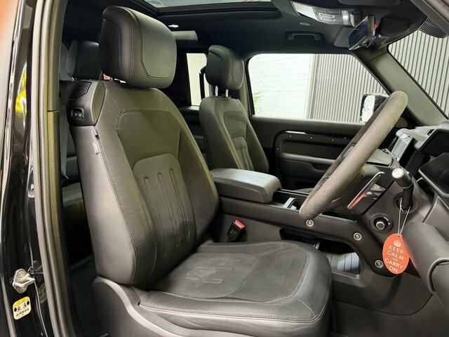 Land Rover Defender 3.0 D250 X-dynamic Se 110 Black #11