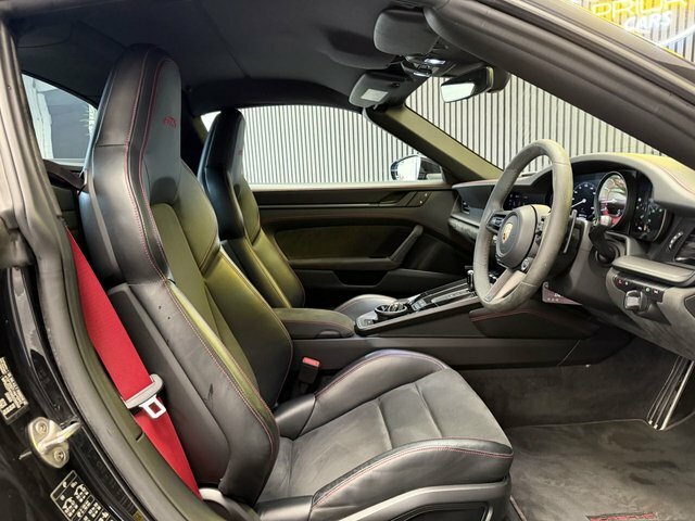 Porsche 911 992 Carrera Cabriolet Gts Pdk Black #11