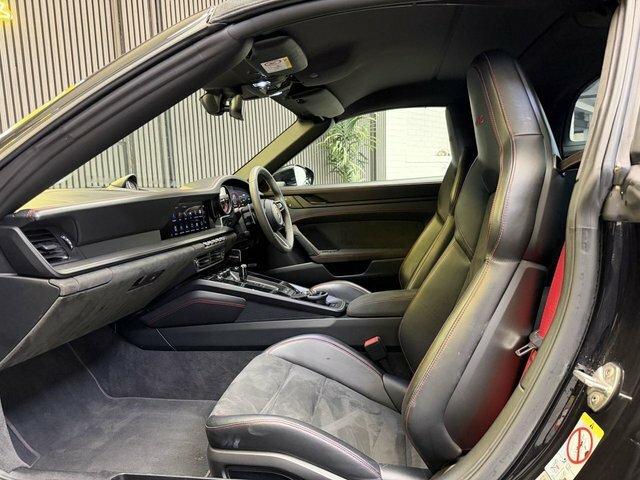 Porsche 911 992 Carrera Cabriolet Gts Pdk Black #12
