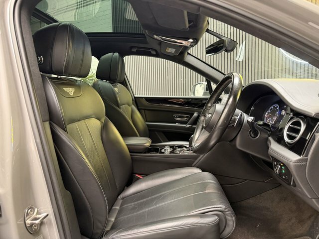 Bentley Bentayga V8 Grey #10