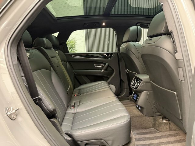 Bentley Bentayga V8 Grey #12