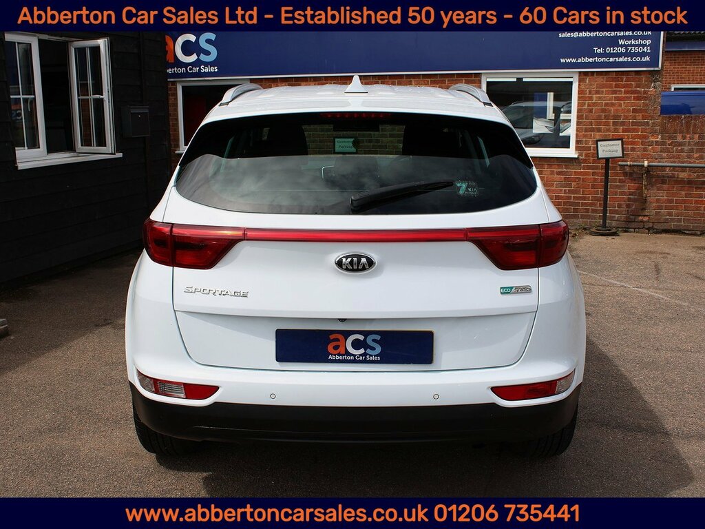Kia Sportage Crdi 2 HJ67NZP White #6