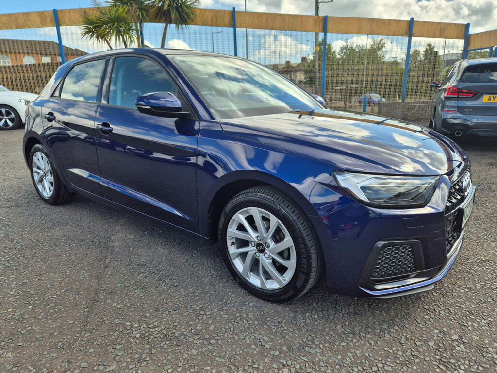 Audi A1 25 Tfsi Sport XGZ8350 Blue #3
