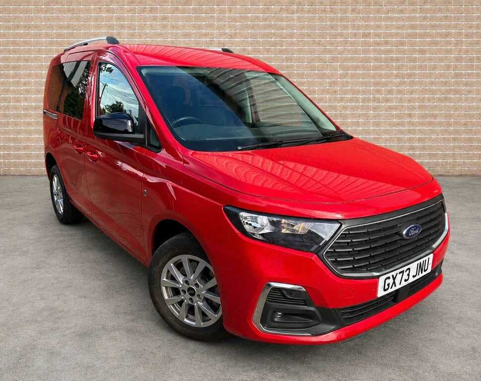 Ford Tourneo Connect 2.0 122Ps Titanium Mpv 6 Speed Manua Red