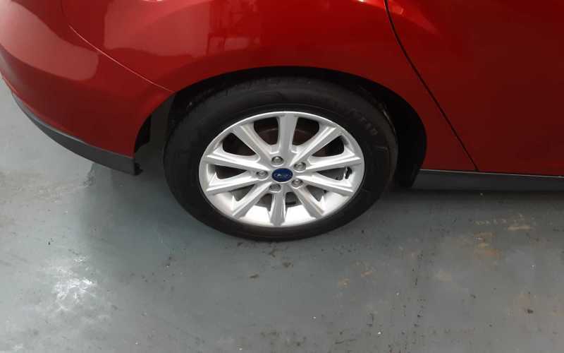 Ford Focus 1.6 Titanium Red #3