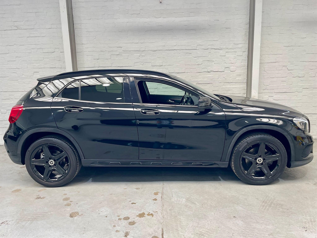 Mercedes-Benz GLA Class 2.1 D Amg Line Premium 7G-dct 4Matic Euro 6 Ss GY66OGH Black #2