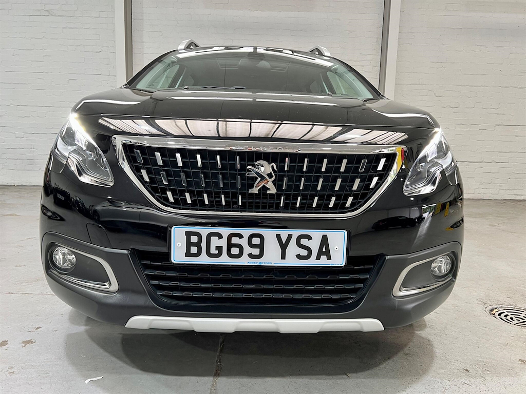Peugeot 2008 1.2 Puretech Allure Premium Euro 6 Ss Black #4