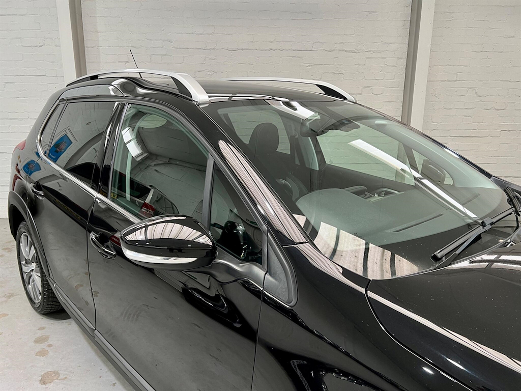 Peugeot 2008 2008 Allure Premium Black #42