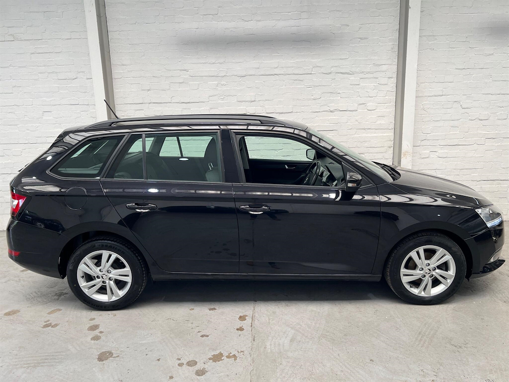 Skoda Fabia 1.0 Tsi Se Euro 6 Ss Black #2