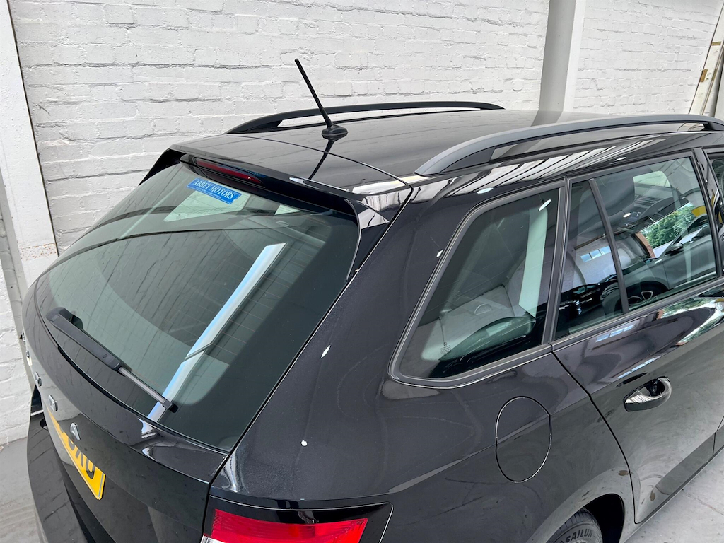 Skoda Fabia S Tsi White #49