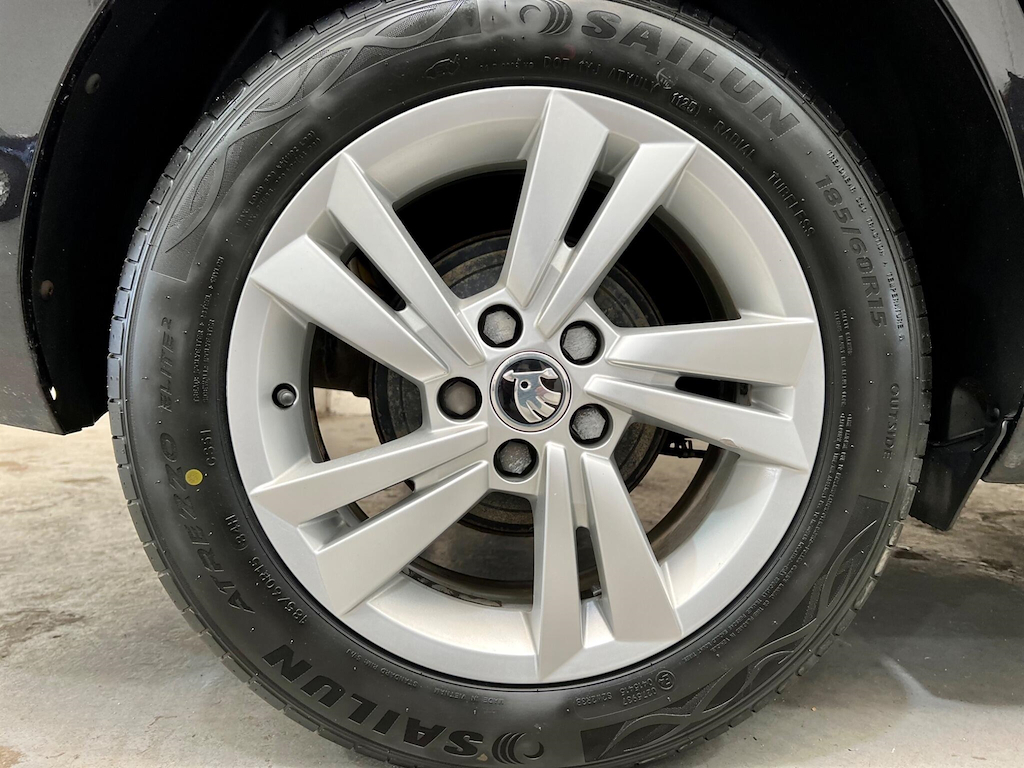 Skoda Fabia S Tsi White #52