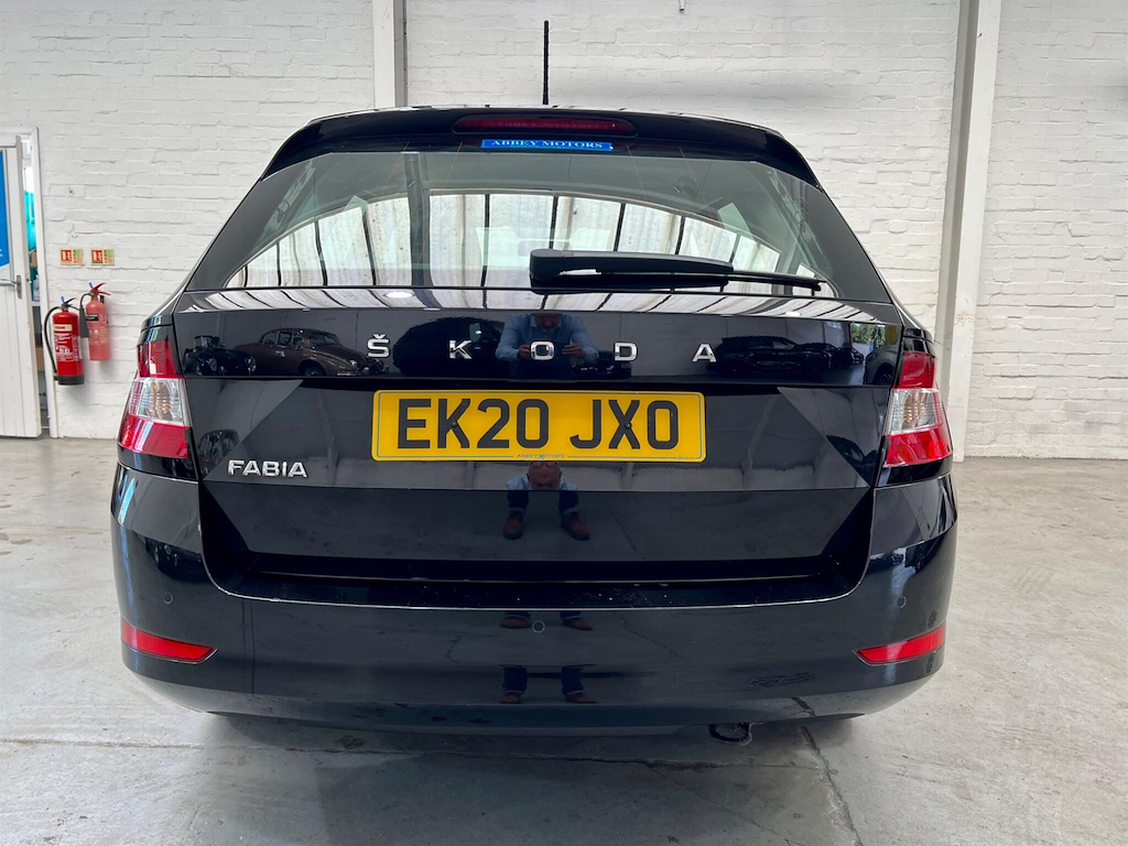 Skoda Fabia S Tsi White #16