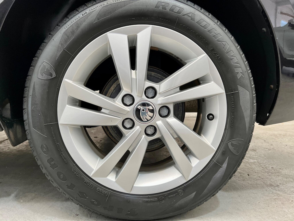 Skoda Fabia S Tsi White #53