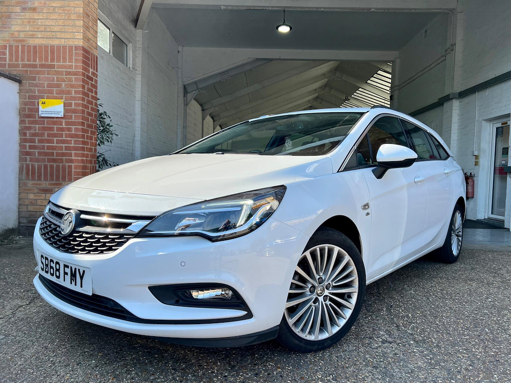 Vauxhall Astra 1.4T 16V 150 Sri Nav Red #3