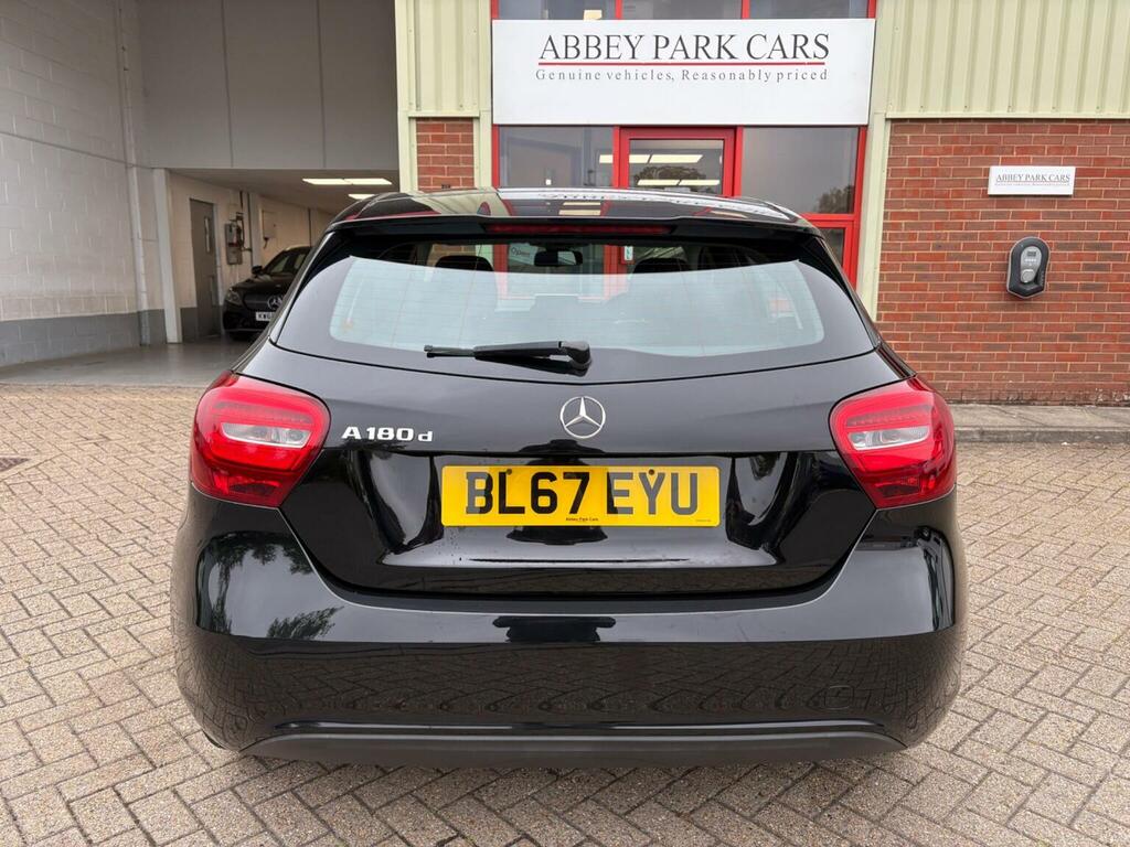 Mercedes-Benz A Class Hatchback 1.5 A180d Se Euro 6 Ss 201767 BL67EYU Black #4
