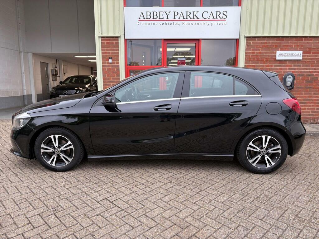 Mercedes-Benz A Class Hatchback 1.5 A180d Se Euro 6 Ss 201767 BL67EYU Black #6