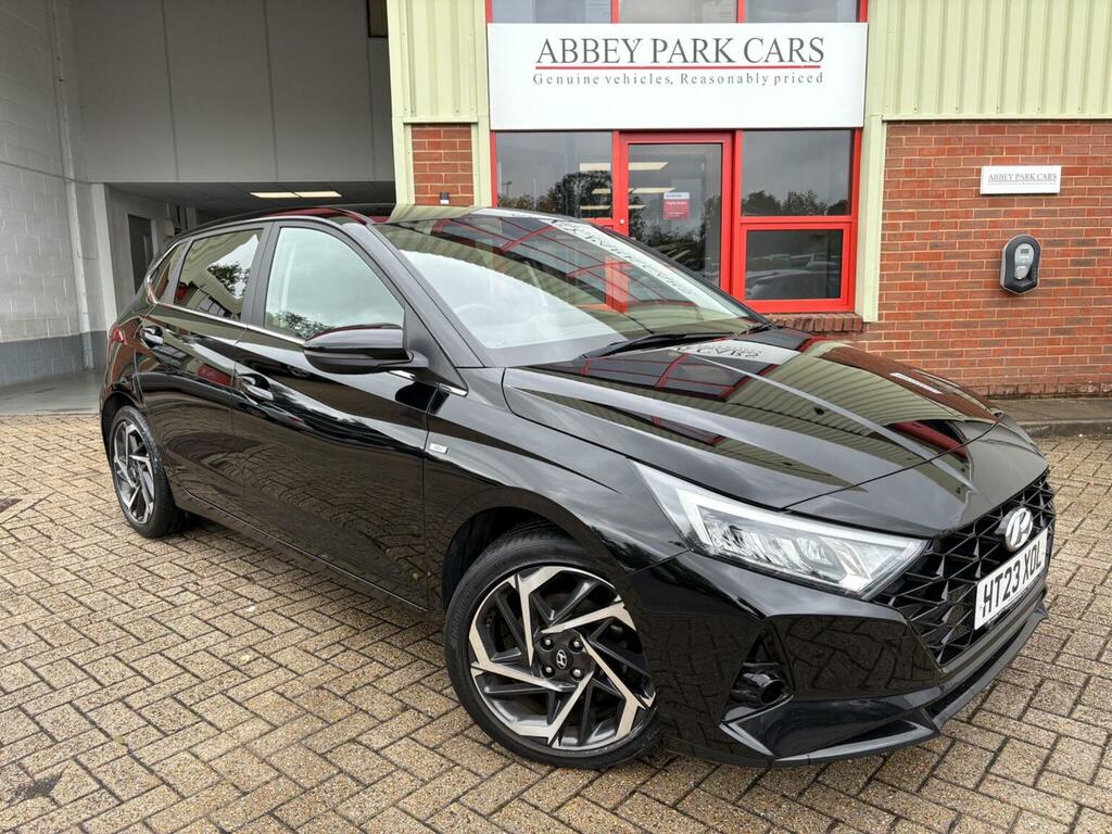 Hyundai I20 Hatchback 1.0 T-gdi Mhev Premium Dct Euro 6 Ss Black