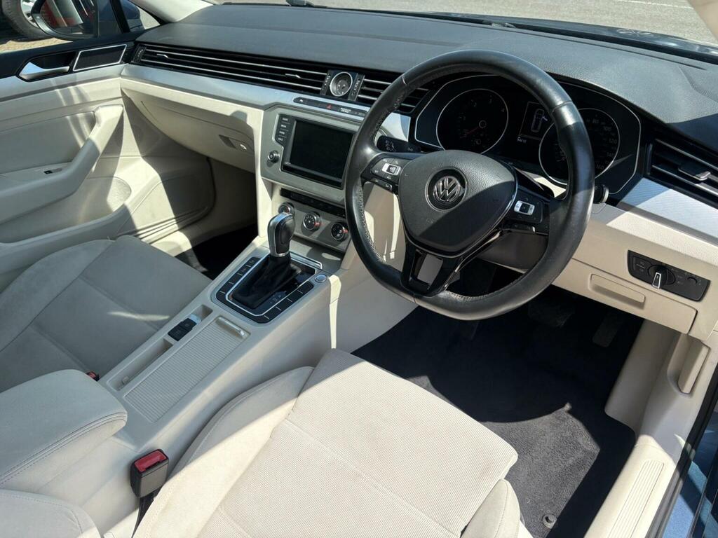 Volkswagen Passat 2.0 Tdi Gt Black #9